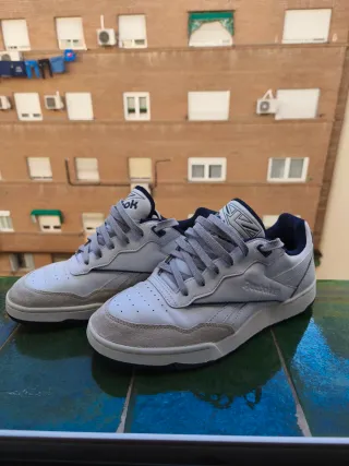 Reebok BB 4000 II