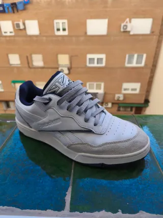 Reebok BB 4000 II
