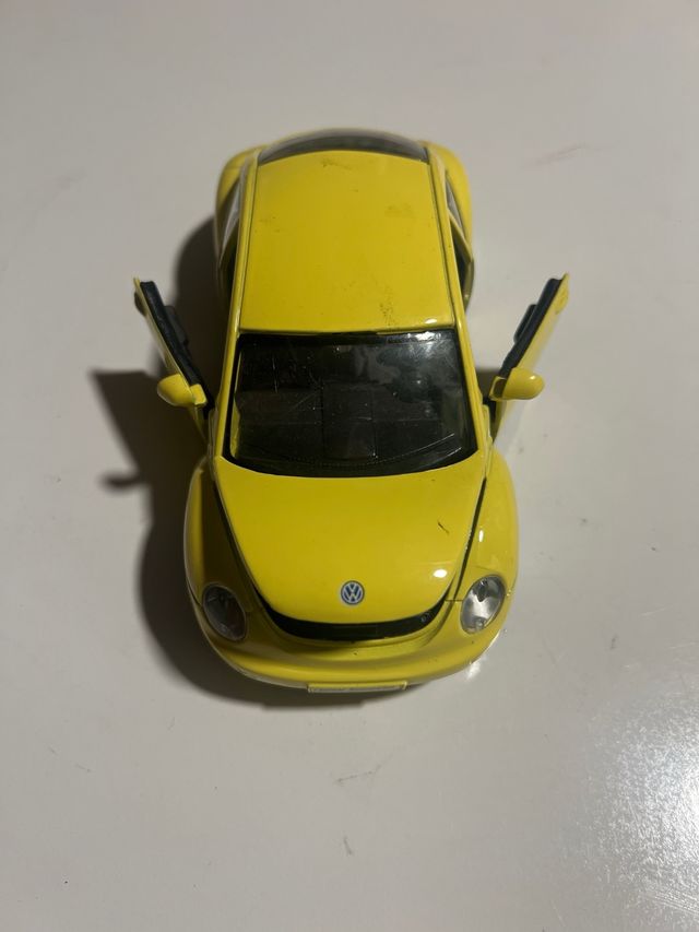Volkswagen Escarabajo Amarillo