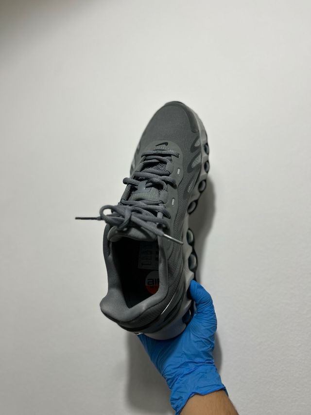 Nike Air Max DN8 Gris