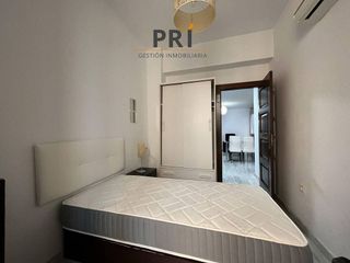 Piso en alquiler en Centro - Sagrario en Granada
