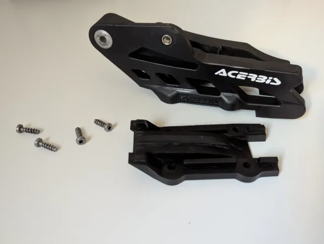 Guía Cadena Acerbis Aprilia Tuareg 660 Y Protector
