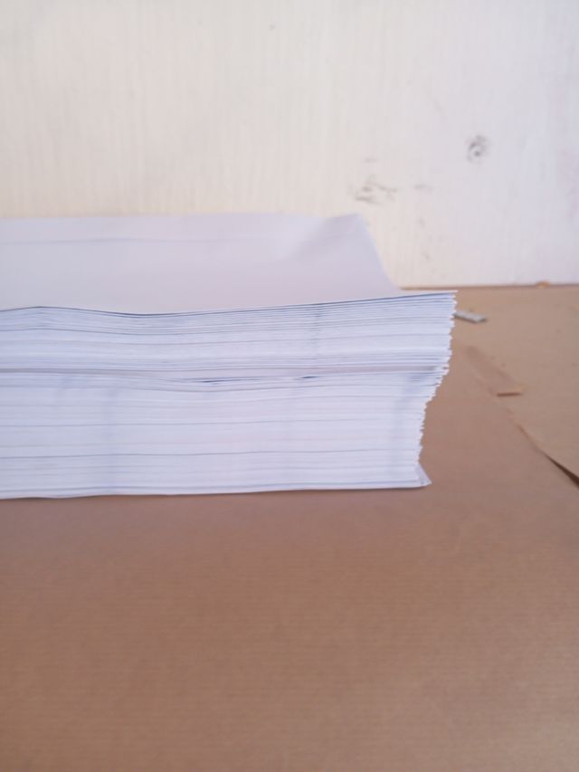 Lote de sobres blancos