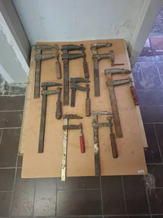 LOTE DE SARGENTOS DE CARPINTERÍA ( 8 UNIDADES )