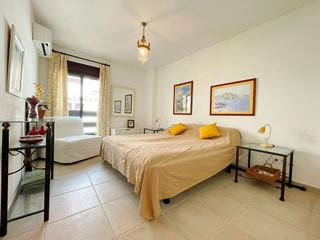 Piso en venta en Nueva Andalucía centro en Marbella