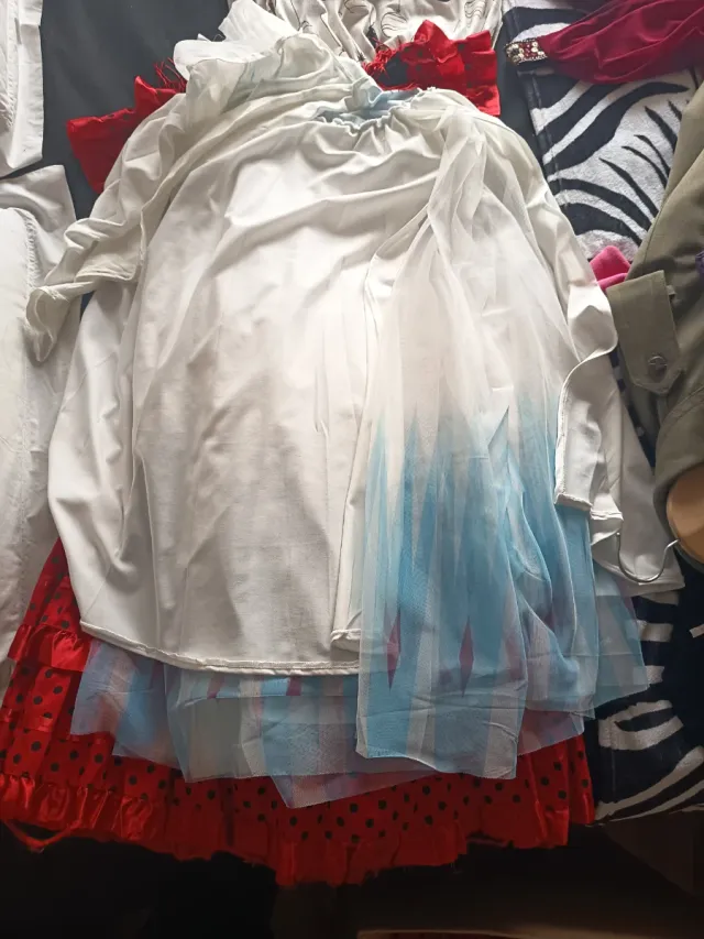 2 Disfraces Flamenca más princesas.. lote