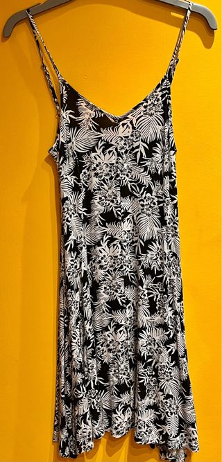 Abito con stampa floreale taglia M