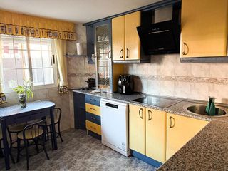 Casa adosada en venta en Meco pueblo en Meco