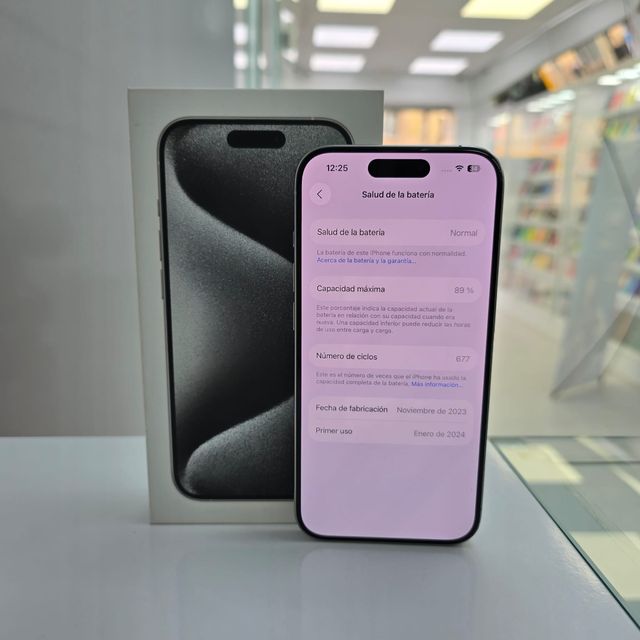 iPhone 15 Pro 256GB Blanco Semi Nuevo