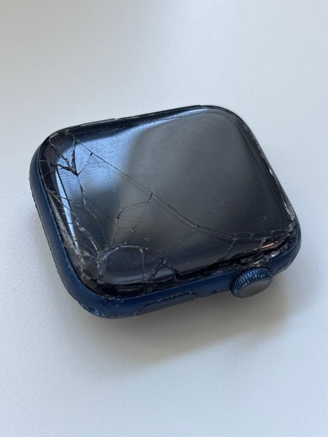 Apple Watch Series 6 Azul

para reparar o piezas