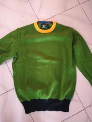 Maglione ragazzo verde con colletto giallo