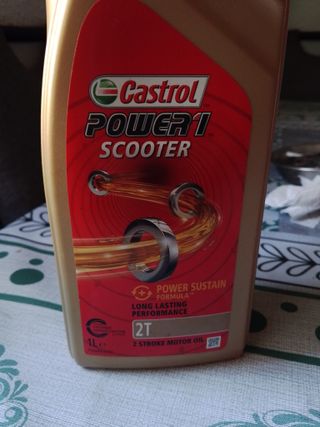 Aceite Castrol Power 1 Scooter 2T 1L
