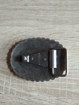 Hebilla de cinturón plateada