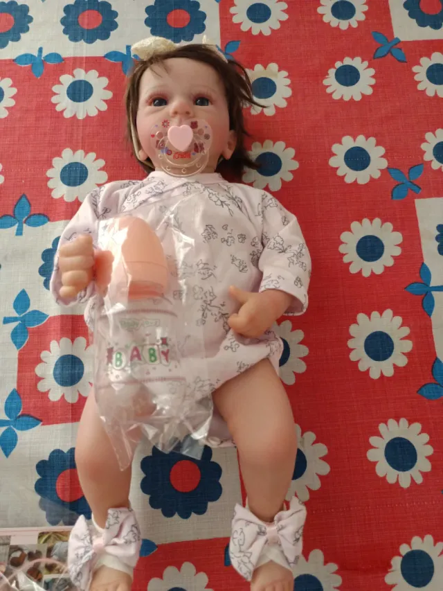 Muñeca Reborn con Biberón y Chupete