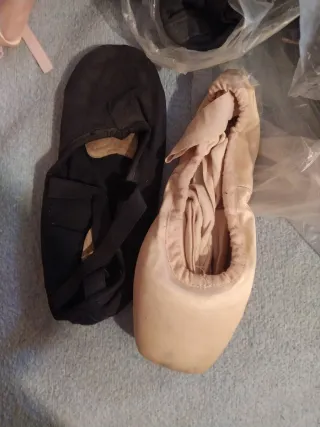 Falda ballet y flamenco rosa
Tacones y bodys