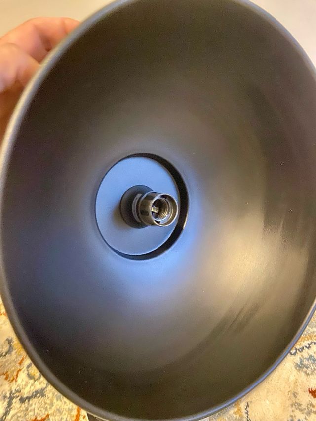 Bellissime lampade da soffitto nere e dorate