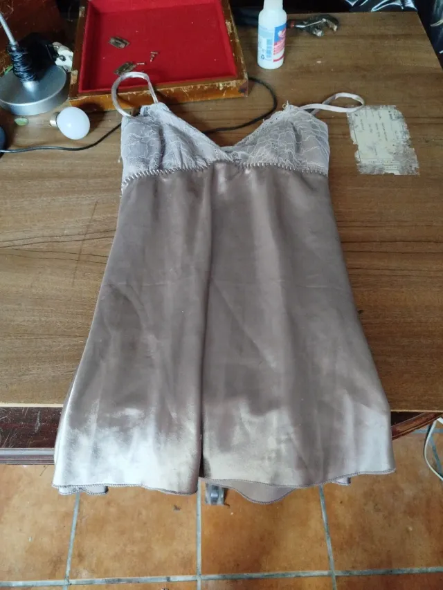 Picardías de encaje plateado