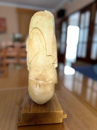 Escultura “Maternidad” D. Joaquín Clemente Molero