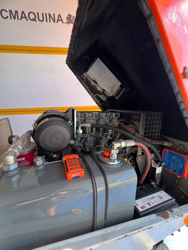 Máquina Autonivelante Brinkmann FHS200