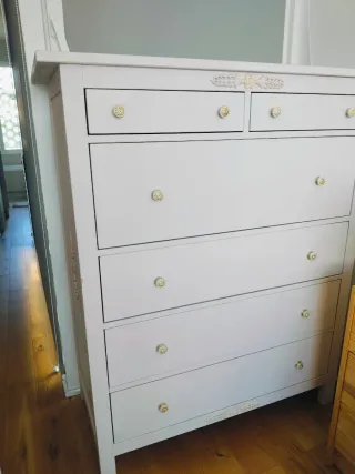 Cassettiera Hemnes Ikea in legno massello