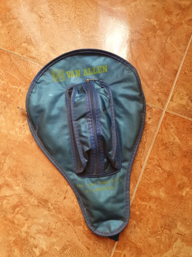 Pala de tenis de mesa roja