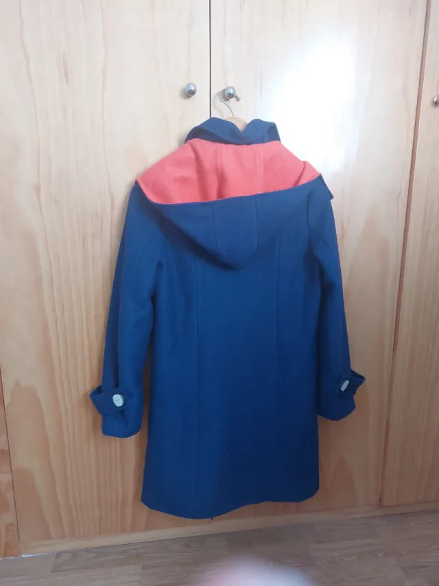 Abrigo Kling azul y rojo mujer