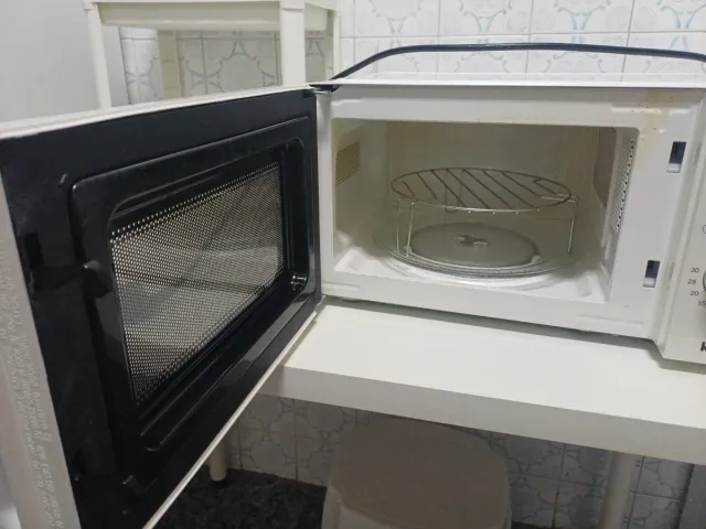 Microondas blanco