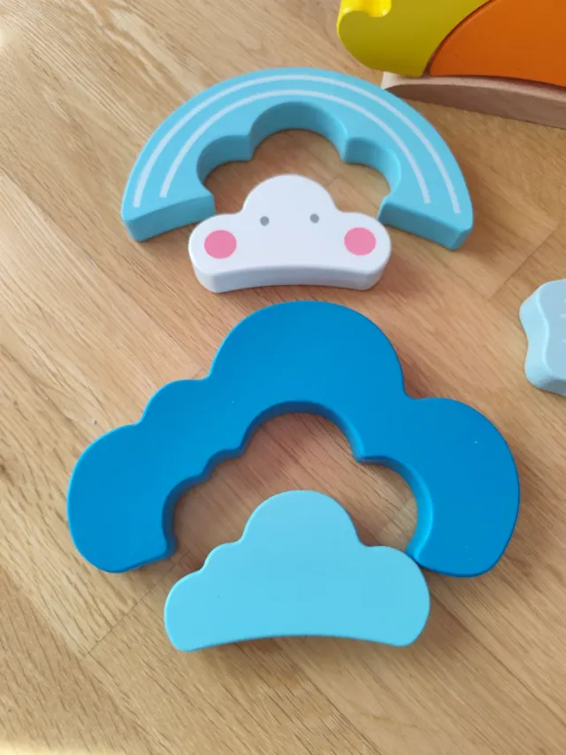 Puzzle de madera nubes y arcoíris