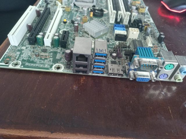 Placa Base HP Elite 8300 - 657094