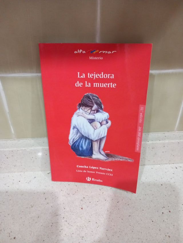 La biblioteca de los libros vacíos (Calcetin) (...