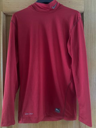 Camiseta Nike Pro Combat Roja.