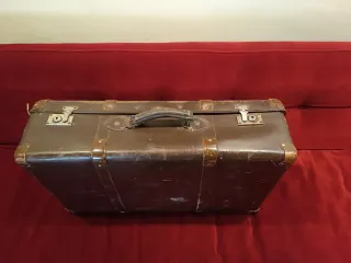 Maleta cuero marrón vintage