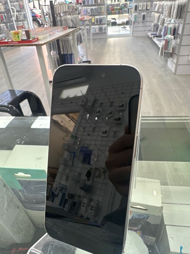 iPhone 15 Pro 256GB Branco