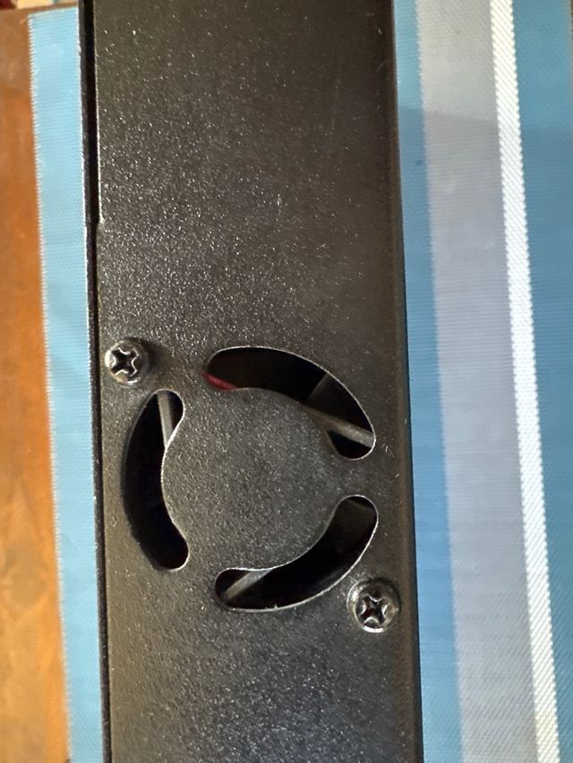 Switch Dell PowerConnect 2724