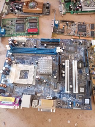 Placas base y tarjetas de expansión para PC