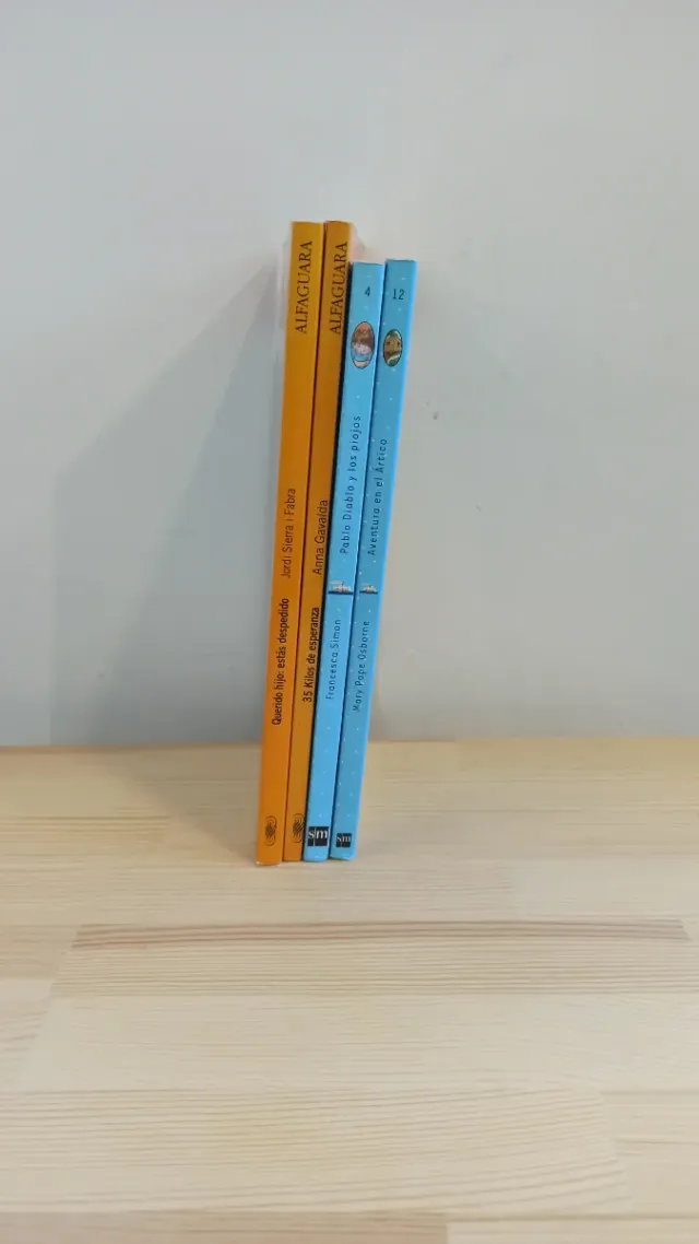 Varios títulos como se muestra en las fotos.