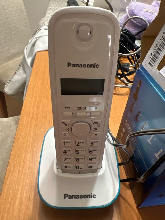 Teléfono Inalámbrico Panasonic KX-TG1611