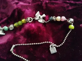 Collar Uno de 50 Pajaritos Multicolor