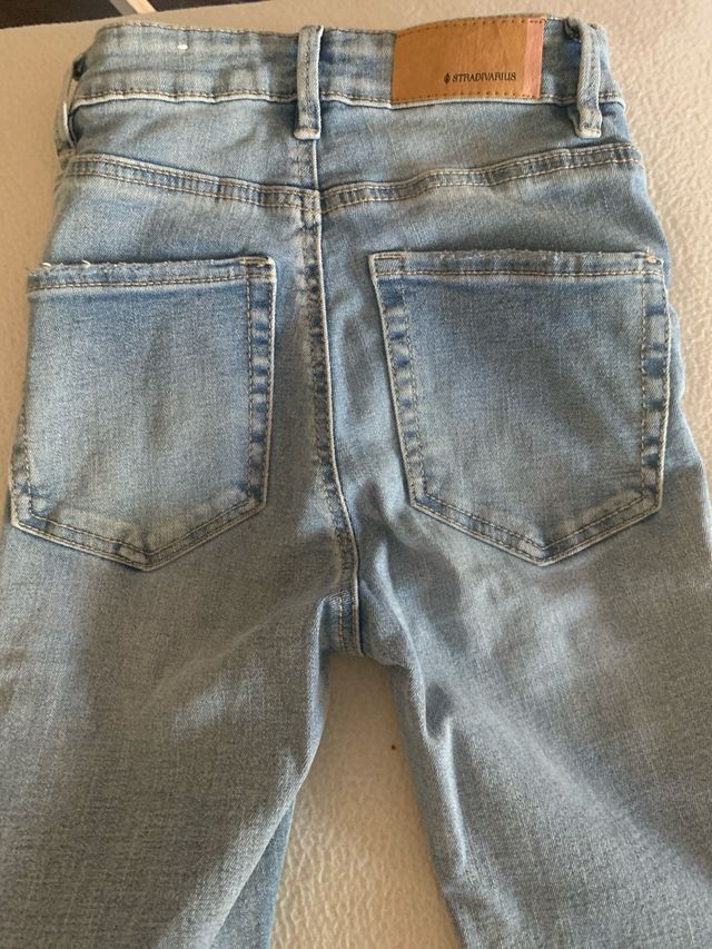 Vaqueros Stradivarius Talla 32