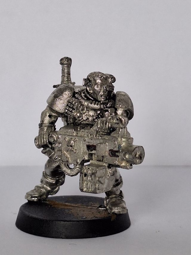 Warhammer 40k Space marine scout arma pesante