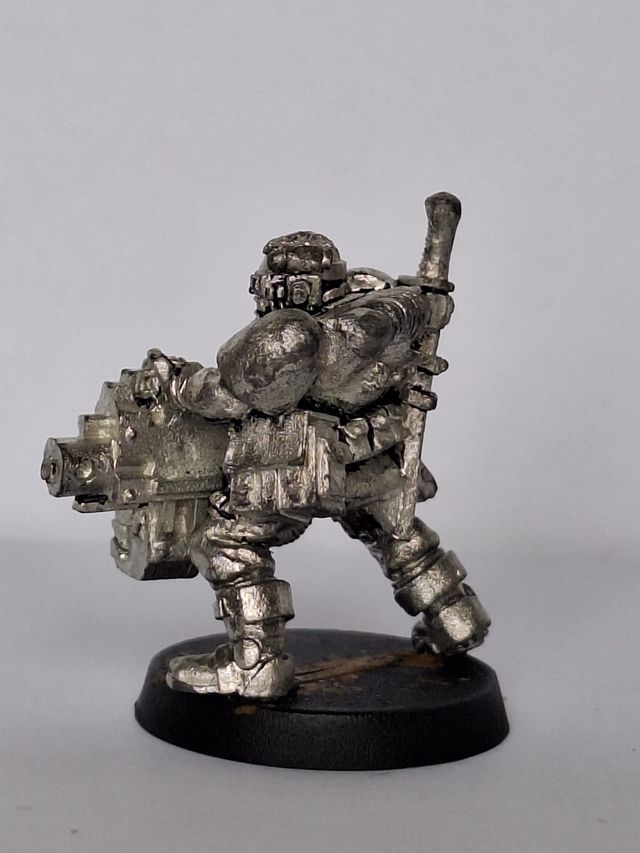 Warhammer 40k Space marine scout arma pesante