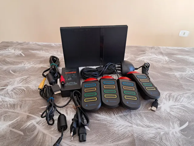 Console Sony PlayStation 2 Ps2 Slim Scph-70004