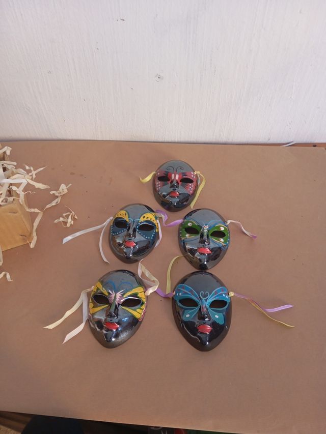 Lote 5 Máscaras Cerámica Decoradas