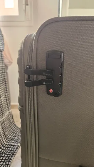 Maleta extra grande de viaje verde oliva