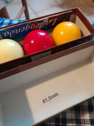 Palle da biliardo Aramith dim 61,5 mm.