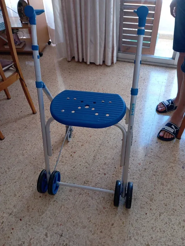 Andador FORT con Asiento Azul