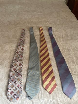 Lote 4 Corbatas Hombre x 2€