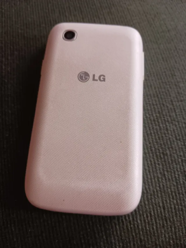Telefono cellulare LG D150 bianco