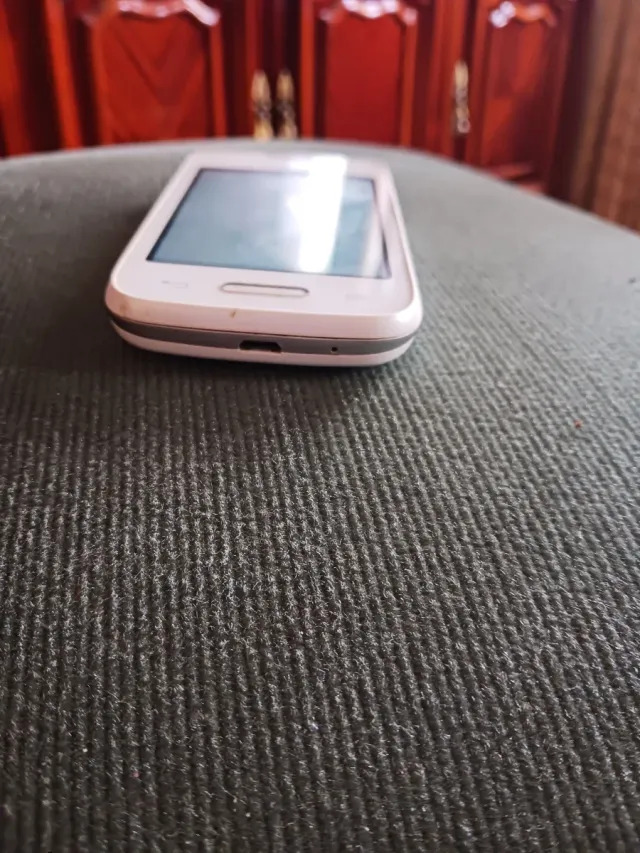 Telefono cellulare LG D150 bianco