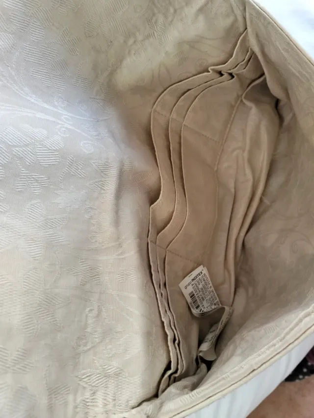 Bolso/Cartera Beige y Negro Bordado